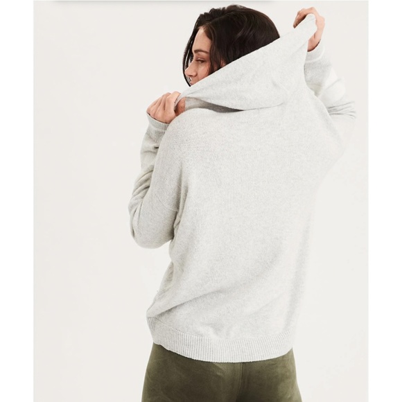 AE // Slouchy Henley Hoodie - Picture 3 of 6
